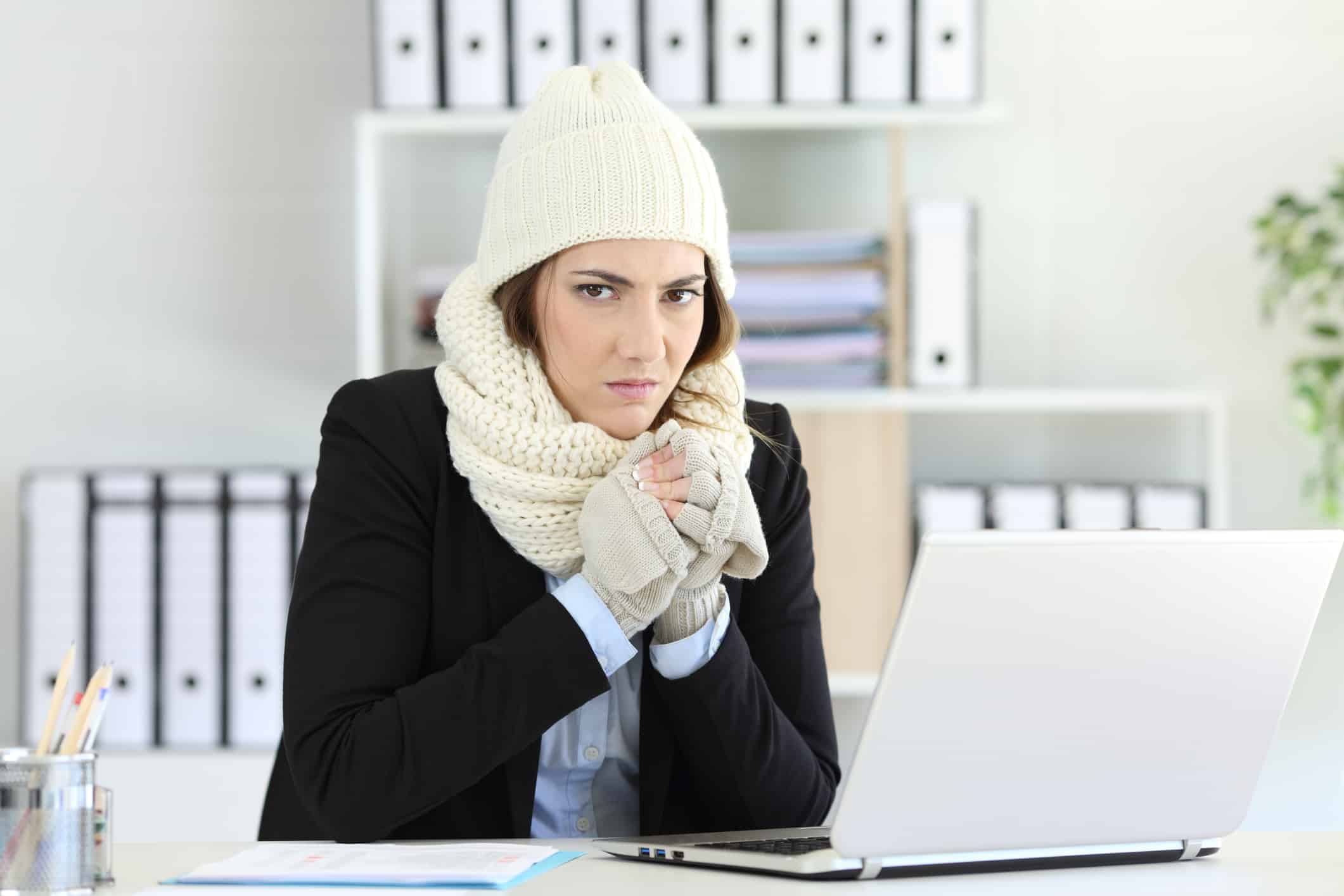 Kälte im Büro – deine Möglichkeiten als Arbeitnehmer | careeasy - Dein  Karrieremagazin